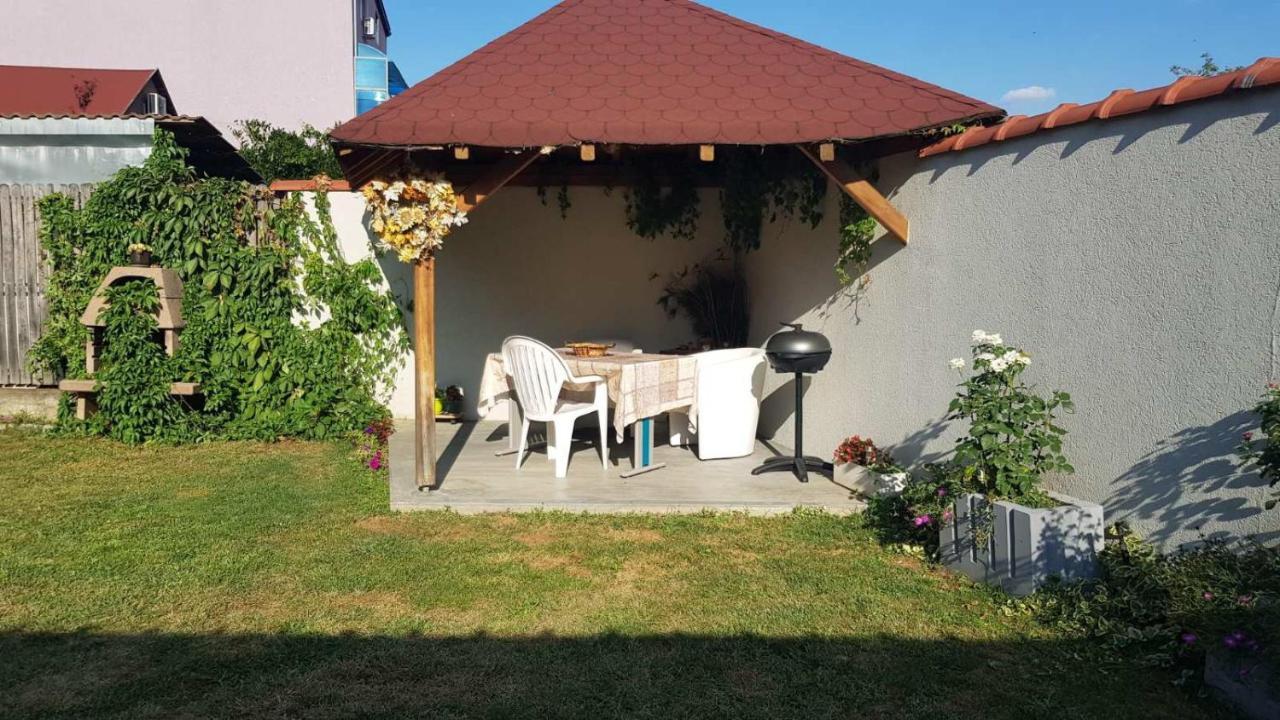 Apartmani Jovana 雅戈丁那 外观 照片