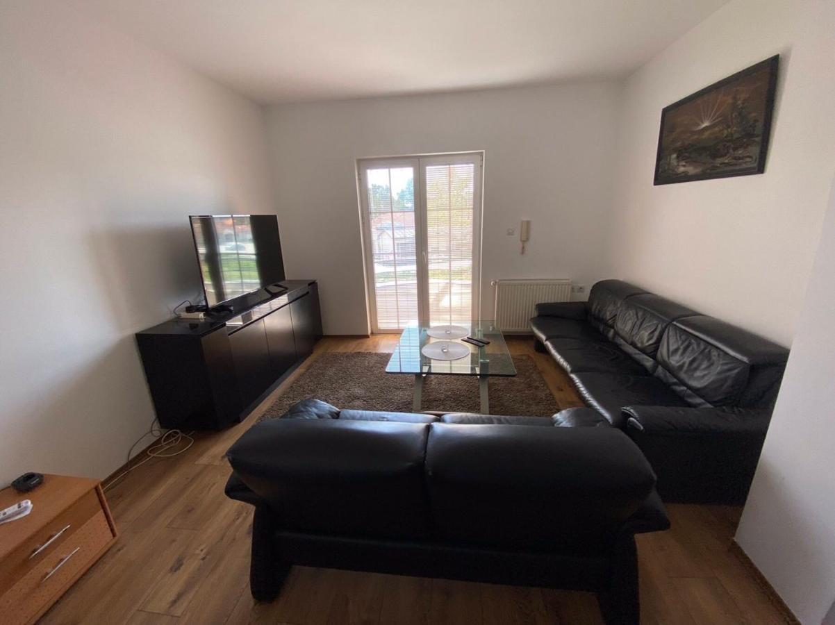 Apartmani Jovana 雅戈丁那 外观 照片